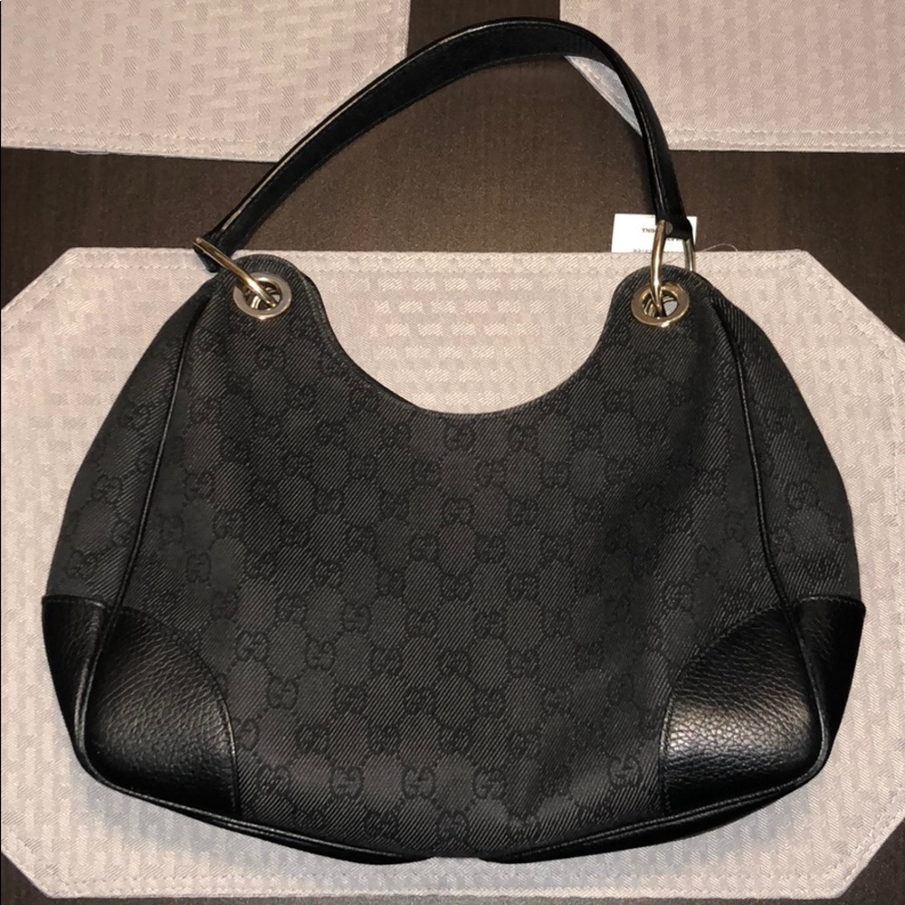 Vintage Gucci shoulder bag